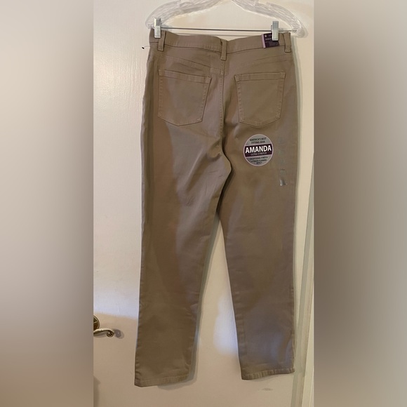 NWT: Gloria Vanderbilt (Amanda) Women’s Pants Khaki SZ 10 - Picture 2 of 7